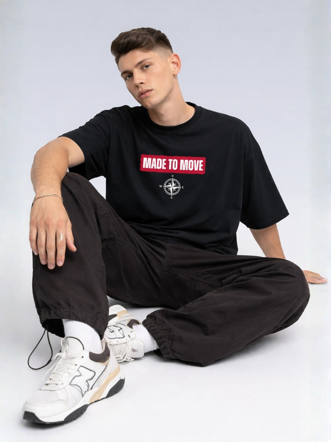 Hit The Road – Oversized Explorer Graphic T-Shirt