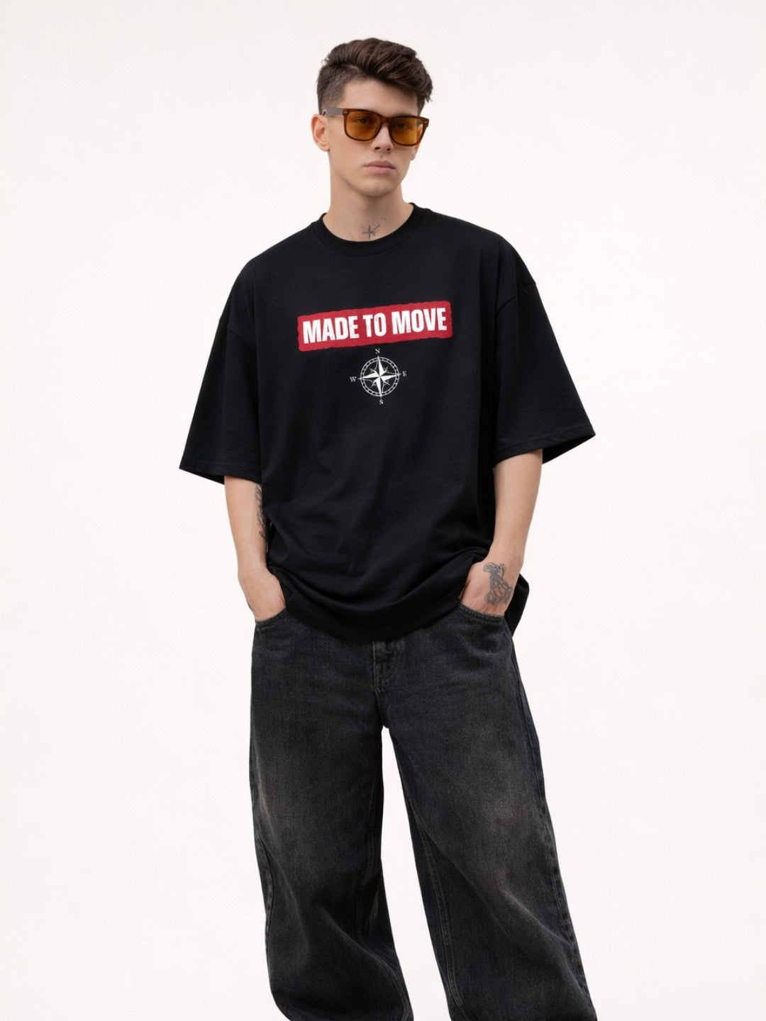 Hit The Road – Oversized Explorer Graphic T-Shirt